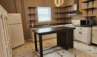 228 E WASHINGTON St, Hagerstown, MD 21740
