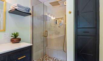 15 Hamden Place Rd, Arundel, ME 04046
