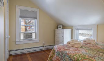 3 Wayman Ln, Bar Harbor, ME 04609