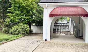 102 Jackson St, Albertville, AL 35950