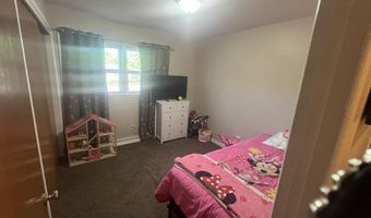 1307 Porter Ave, Aurora, MO 65605
