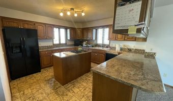 607 Kottmeier St, Ava, MO 65608