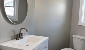 77 Ash St, Lincoln, RI 02865