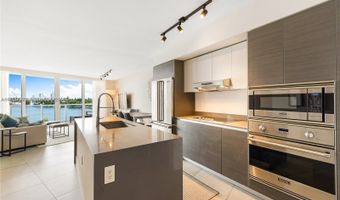 9821 E Bay Harbor Dr 503, Bay Harbor Islands, FL 33154