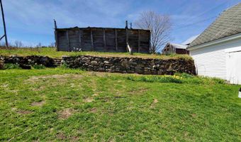 228 Nutter Ln, Barnet, VT 05821
