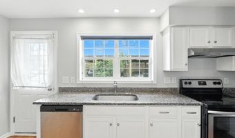 3823 LAURISTON St, Philadelphia, PA 19128