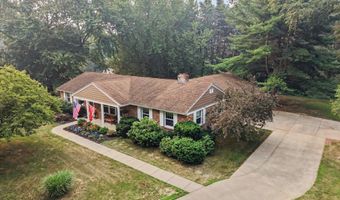 219 Jackson St, Allegan, MI 49010