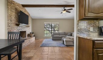 138 BIG OAK Dr, Adkins, TX 78101