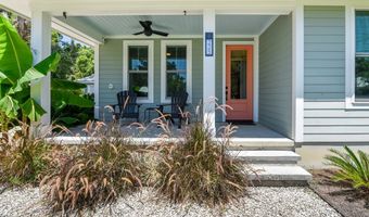 225 Ave D, Apalachicola, FL 32320