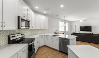 2511 W QUEEN CREEK Rd 374, Chandler, AZ 85248