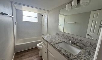 600 Westwood Dr B6, Abilene, TX 79603