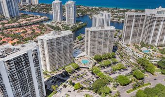 3701 N Country Club Dr 404, Aventura, FL 33180