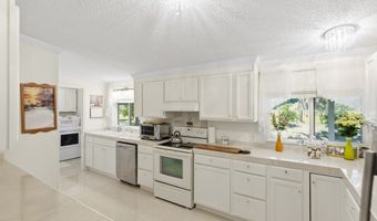 1349 27th Pl, Bell, FL 32619