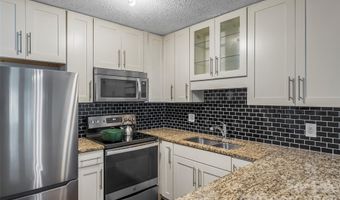 119 Colony Dr, Arden, NC 28704