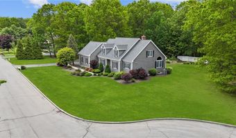 10 Lantern Brook Dr, Lincoln, RI 02865