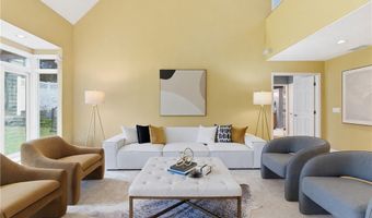 985 Goldenrod Trl, Aurora, OH 44202
