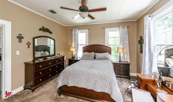 631 Gladstone Blvd, Shreveport, LA 71104