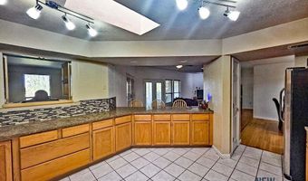 809 Colonial Ct, Carlsbad, NM 88220