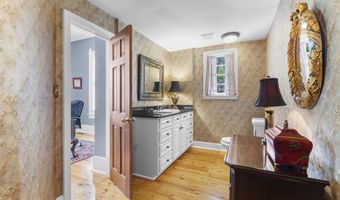1704 Fair St, Camden, SC 29020