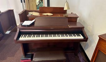 306 CLINTON St, Delaware City, DE 19706