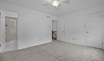 33 BARK HOLLOW Ln, Horsham, PA 19044