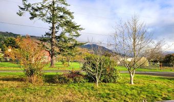 15574 CEDAR Ln, Brookings, OR 97415