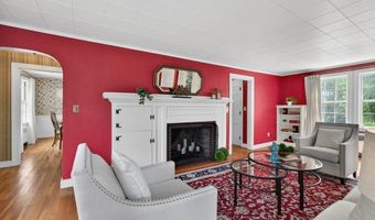 9 Stratford Rd, Andover, MA 01810
