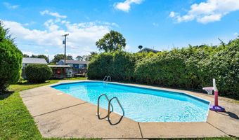 1108 Anchor Ave, Beachwood, NJ 08722