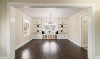 264 Lake Ave, Bristol, CT 06010