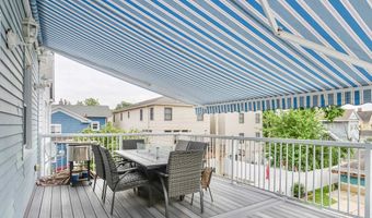 54 W 4TH St, Bayonne, NJ 07002