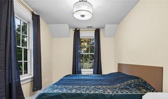 485 Spring St, Newport, RI 02840