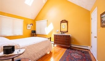 125 Main St, Lincoln, RI 02802