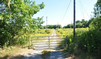 1765 Ohio St, Bangor, ME 04401