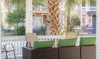 201 W 33rd St, Savannah, GA 31401