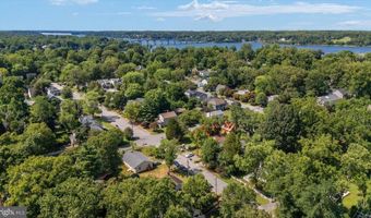 8 SHILEY St, Annapolis, MD 21401