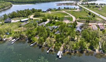 633 Cihlars Point Cir SW, Alexandria, MN 56308