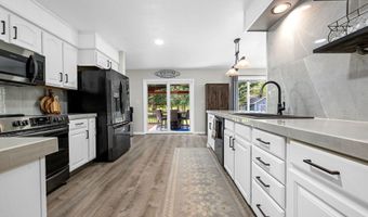 42224 TIFFANY Ln, Astoria, OR 97103