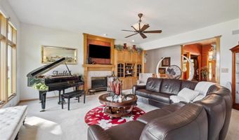 15471 Cedar Ln, Basehor, KS 66007