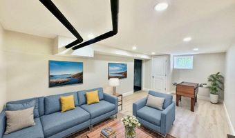 21 Upcrest Rd SF, Boston, MA 02135