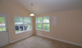 462 Snow Hill St, Ayden, NC 28513