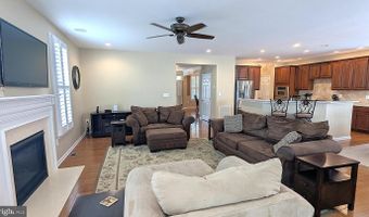 43161 BARNSTEAD Dr, Ashburn, VA 20148