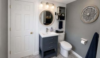 420 Augusta Rd, Belmont, ME 04952