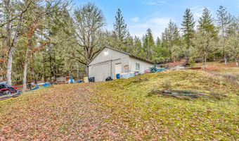 20960 Antioch Rd, White City, OR 97503