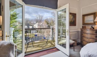 5823 GOLDSBORO Rd, Bethesda, MD 20817