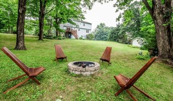 89 Candlewood Lake Rd, Brookfield, CT 06804