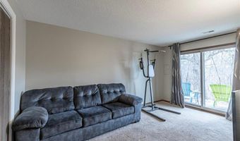 8372 Lower 138th Ct, Apple Valley, MN 55124