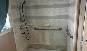 1152 E 4th St, Alice, TX 78332