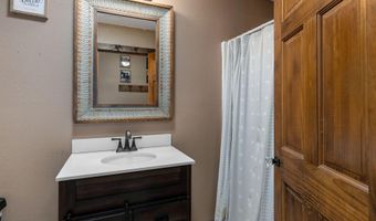 13731 Lawrence 2170, Aurora, MO 65605