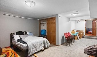 320 7th Ave E, Alexandria, MN 56308