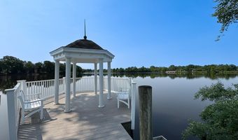656 VENUE Dr, Dover, DE 19901